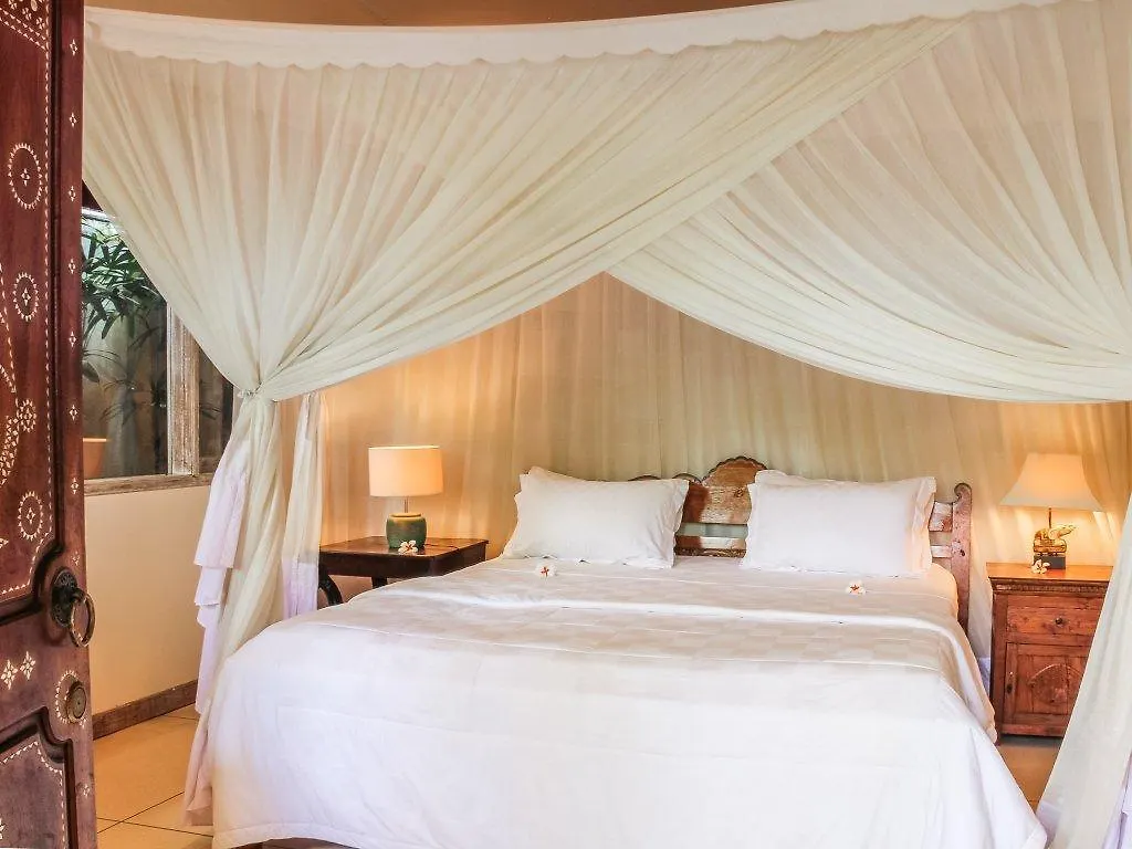 Sembira Villa Badung  Hotel