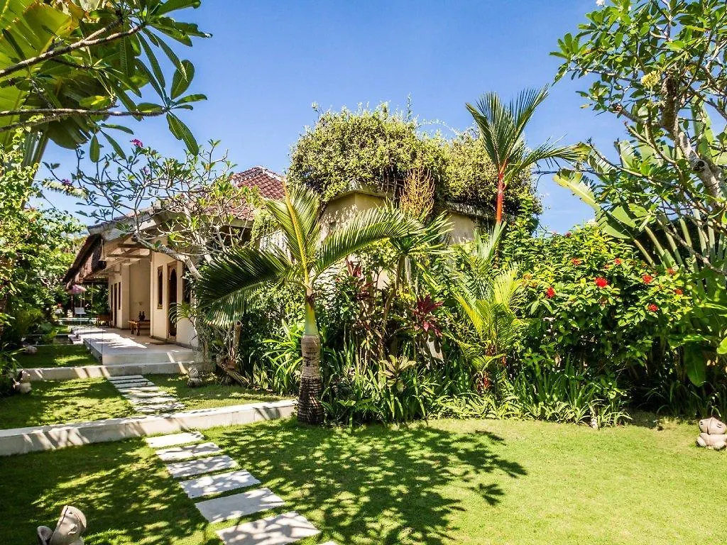 Sembira Villa Badung  Hotel